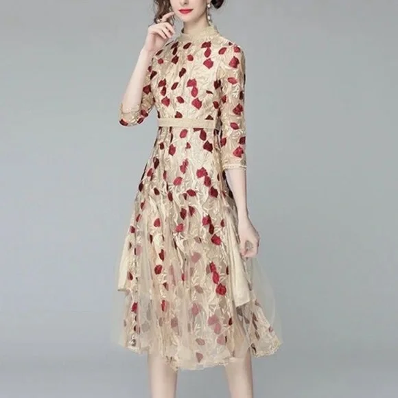 boutique floral embroidered midi dress M vintage look victorian fit & flare NWOT - Picture 12 of 12